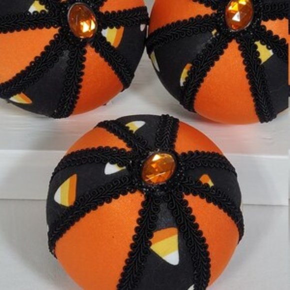 Decorative Halloween Candy Corn Fabric Ornament Balls,‎ Set of 3 Hand Crafted - Picture 2 of 9